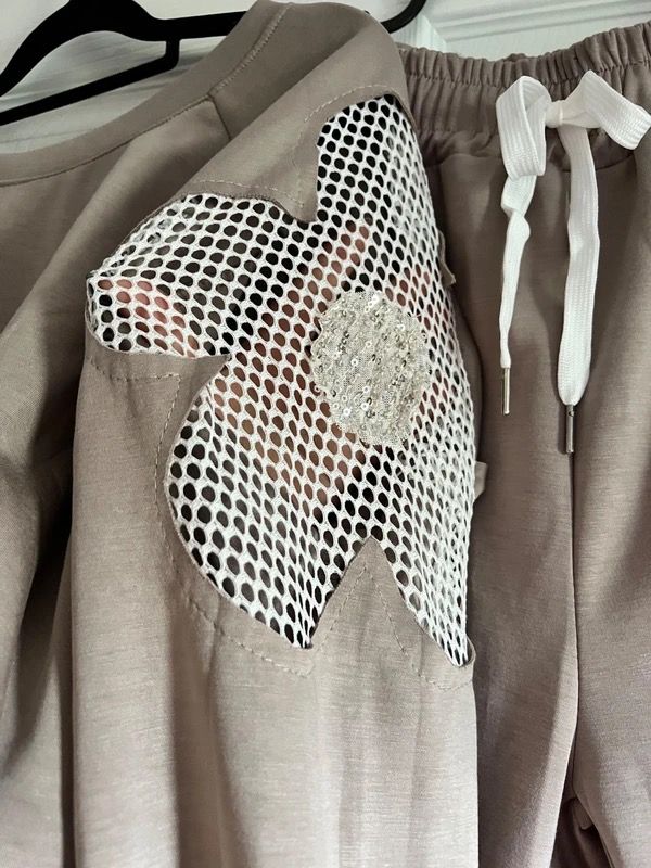 Beige Sweatshirt And Sweatpants Set image 4